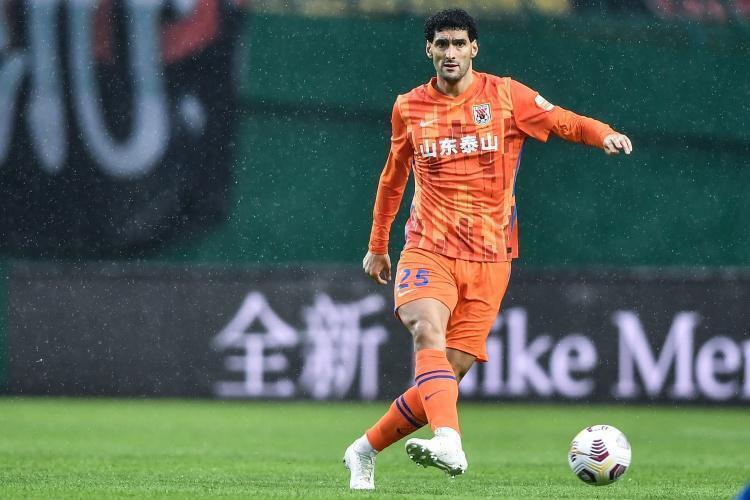 武汉三镇费莱尼,武汉三镇对山东鲁能