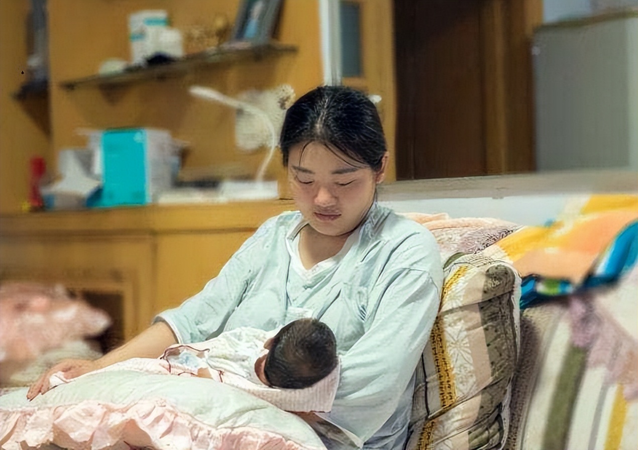 宝宝被育儿嫂打,宝宝被育儿嫂剧烈摇晃