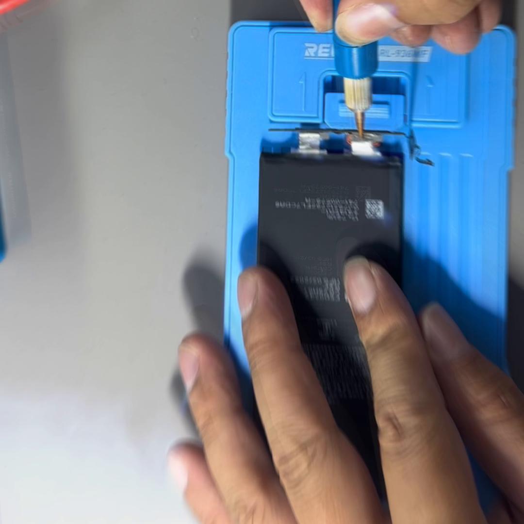 苹果11换屏维修中山,赤峰移植电芯