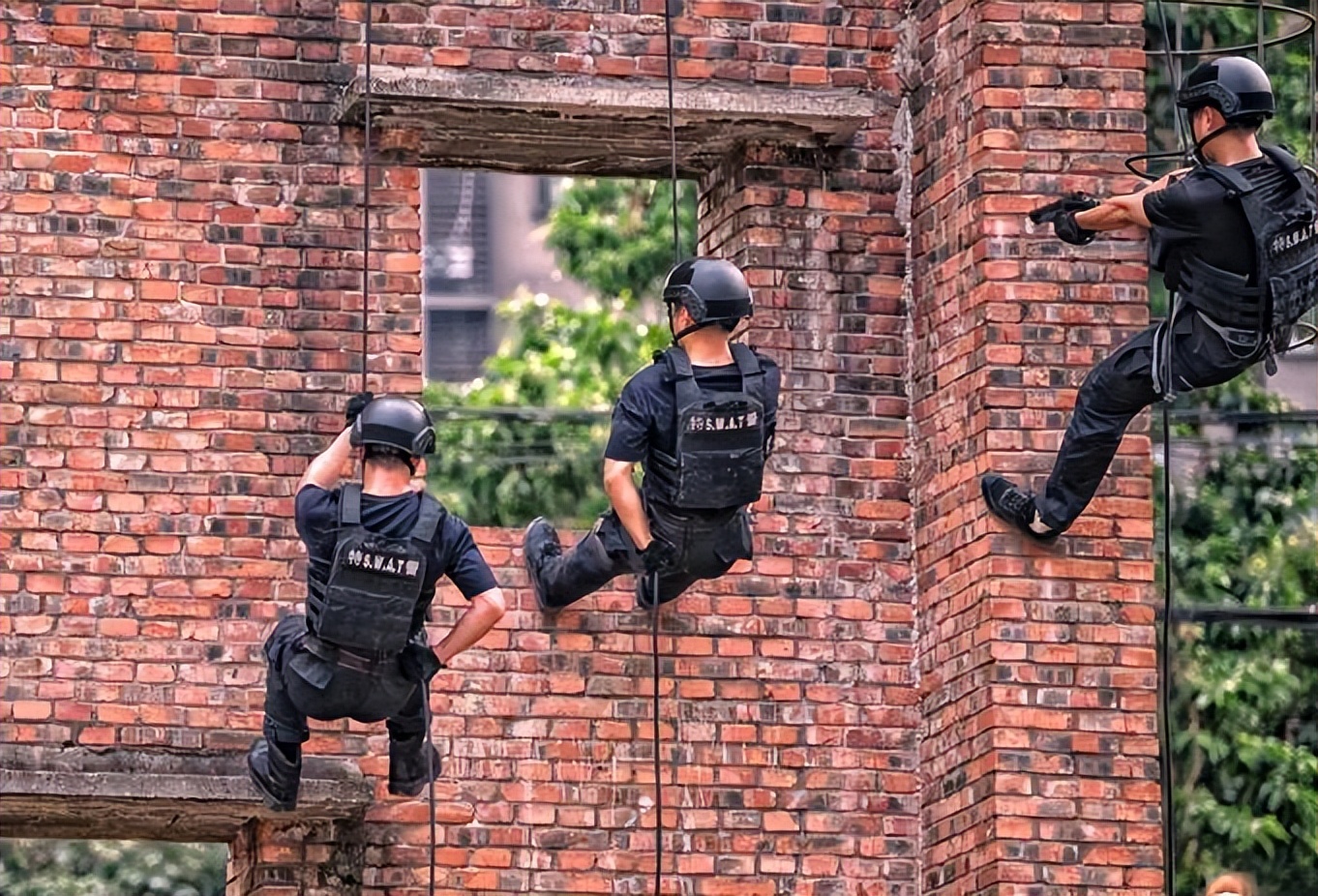 用拳头说话这才是硬道理,怎么用拳头讲道理