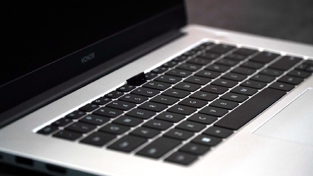 荣耀magicbookx152021款酷睿版,荣耀笔记本magicbook15x2021