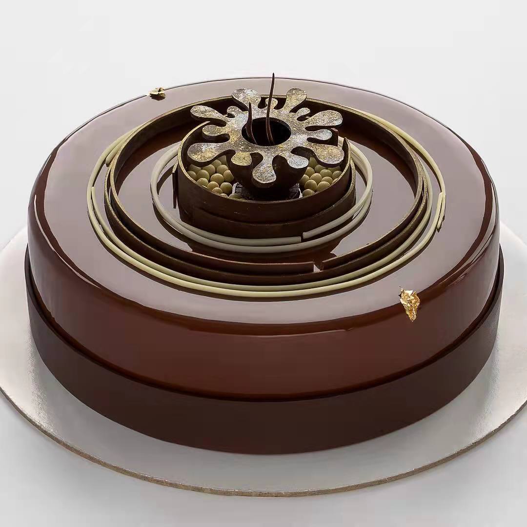价值2000元的完美镜面蛋糕有多美？顶级镜面蛋糕设计欣赏