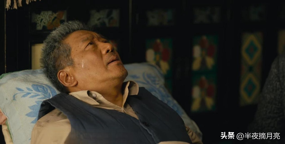 在儿子家四年，每年都过大寿，儿子礼金收不停，我却感到无地自容