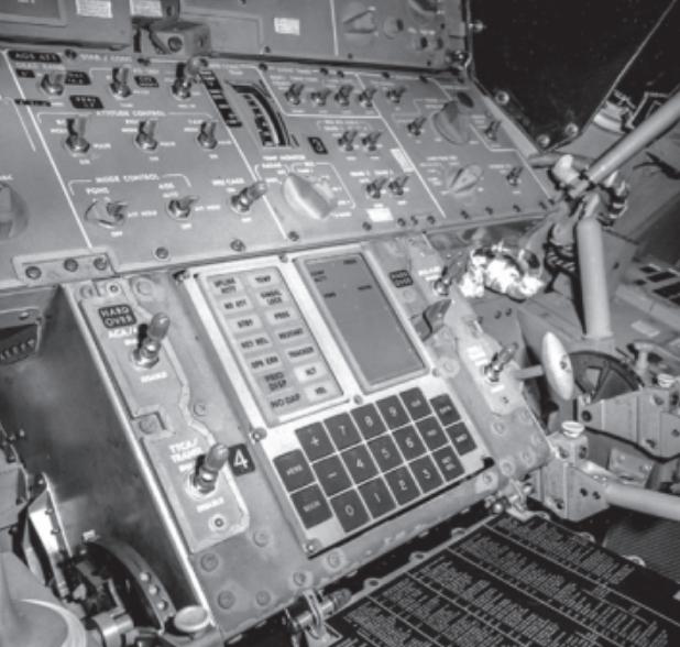 阿波罗登月4kb内存,美国登月计算机配置