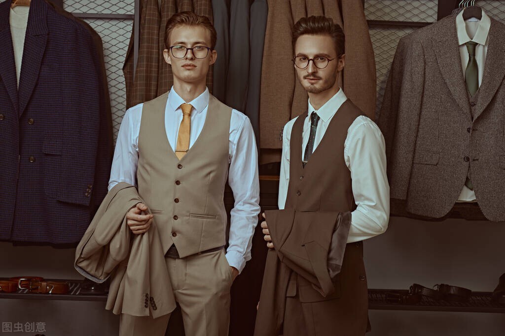 性价比高的男装商务品牌100到200,40-50岁男装哪些品牌时尚又不太贵