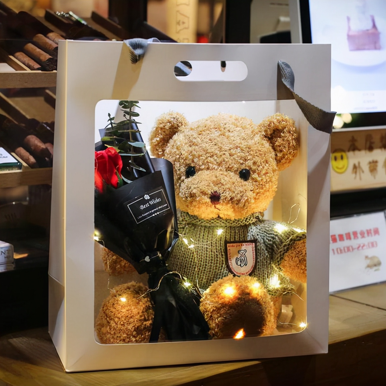 圣诞节给女朋友送什么好一点,圣诞节送什么给女朋友比较合适