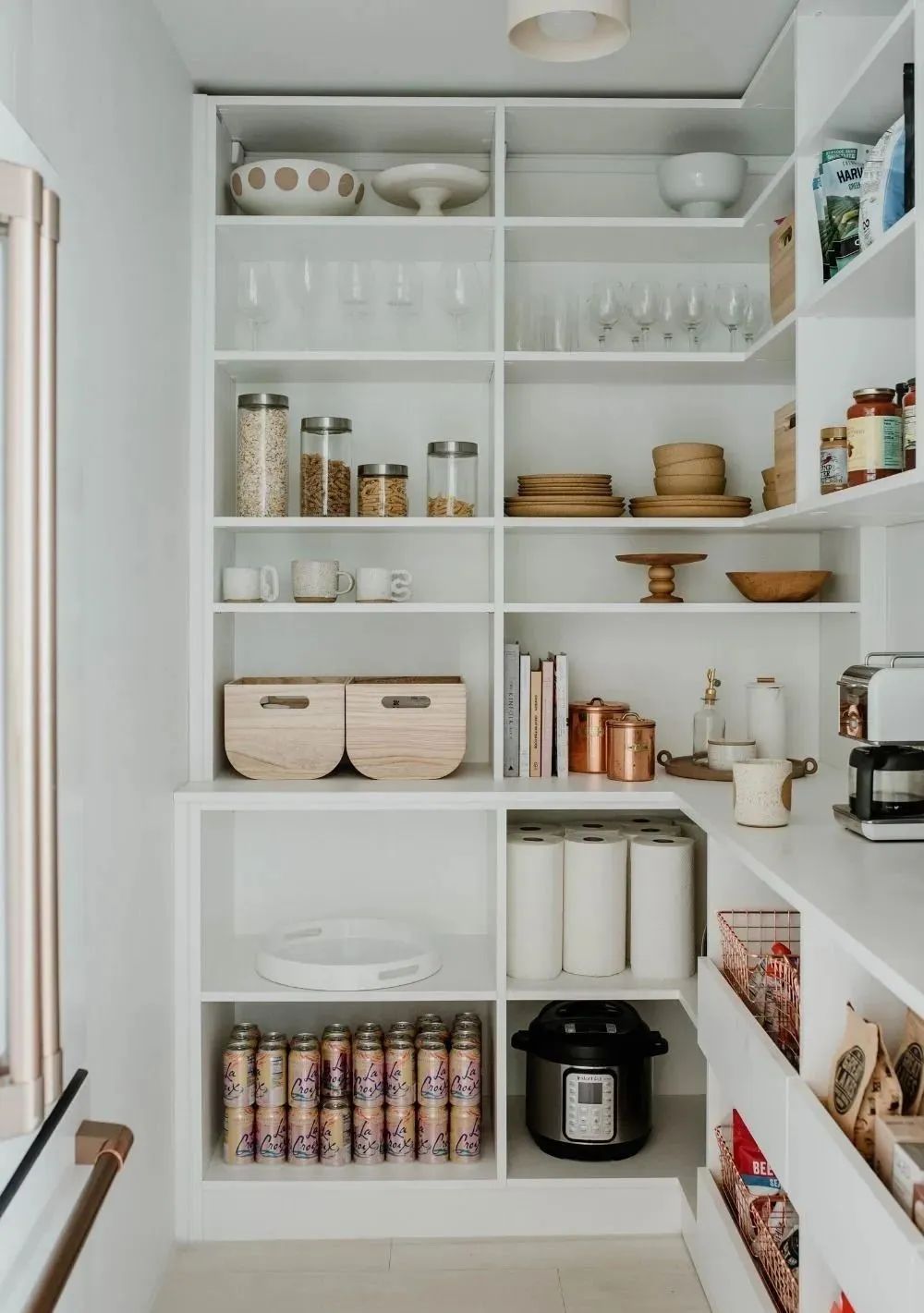 把角落开发成储物间，收纳不犯难！