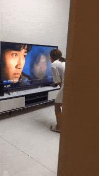 “无意中在女同事车上发现的，这是用来干嘛的？”网友们内涵了！