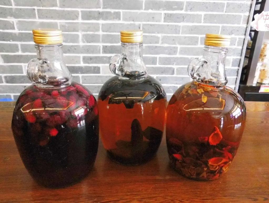 老人为何迷恋保健品,老年人为何爱执迷于保健品