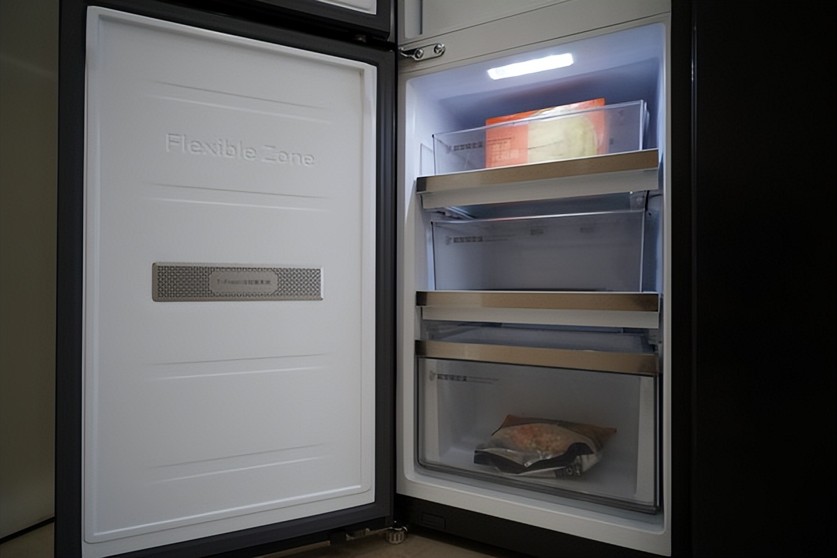 tcl冰箱q10最大容量,tcl格物冰箱q10助您居家囤鲜