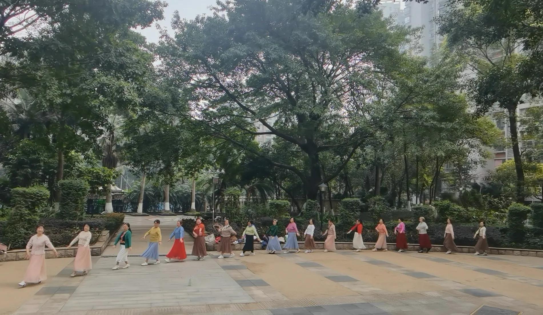 三八妇女节散文朗诵配乐,三八妇女节经典散文朗诵