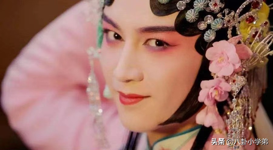 十大反串女装男明星,九位男星反串