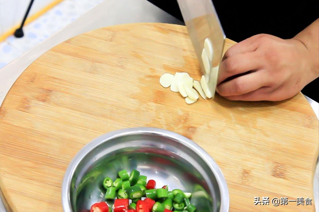 高考将近！建议家长：多给孩子吃5种“补脑菜”，比营养品强多了