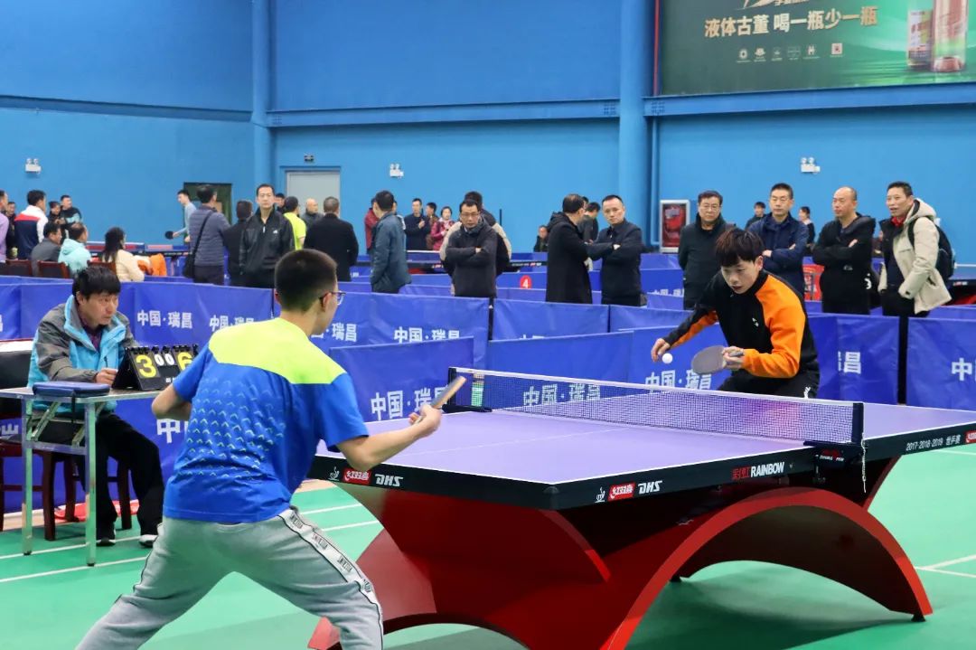 码头镇篮球赛比赛名单,龙马潭区第二届乒乓球联赛开赛