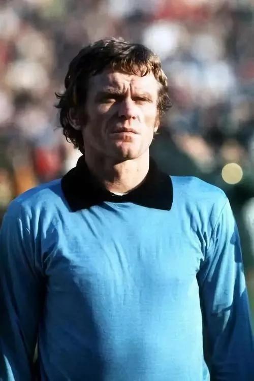 世界足球史上最强十大传奇人物,世界足球史上最伟大的球员