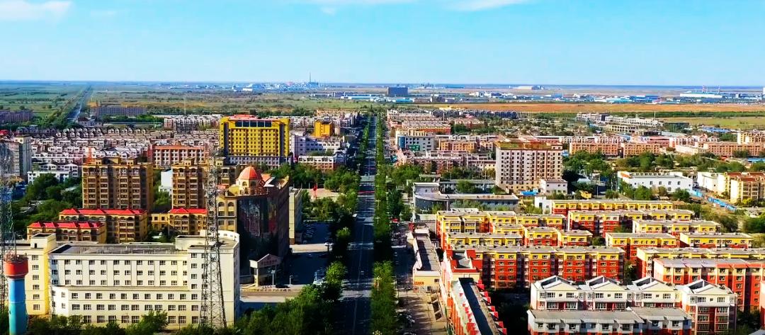 非凡十年筑华章,非凡十年龙文