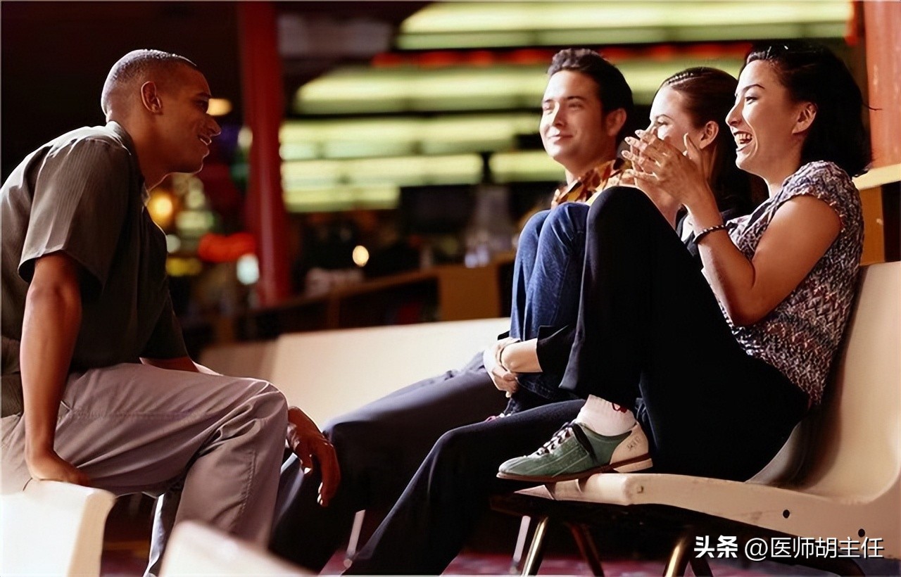 口腔溃疡吃维生素b1b2b12维生素c,治疗口腔溃疡的是维生素b2还是b12