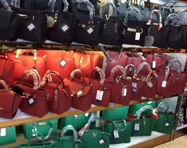 辽宁省海城市南台镇箱包批发,鞍山南台箱包批发市场