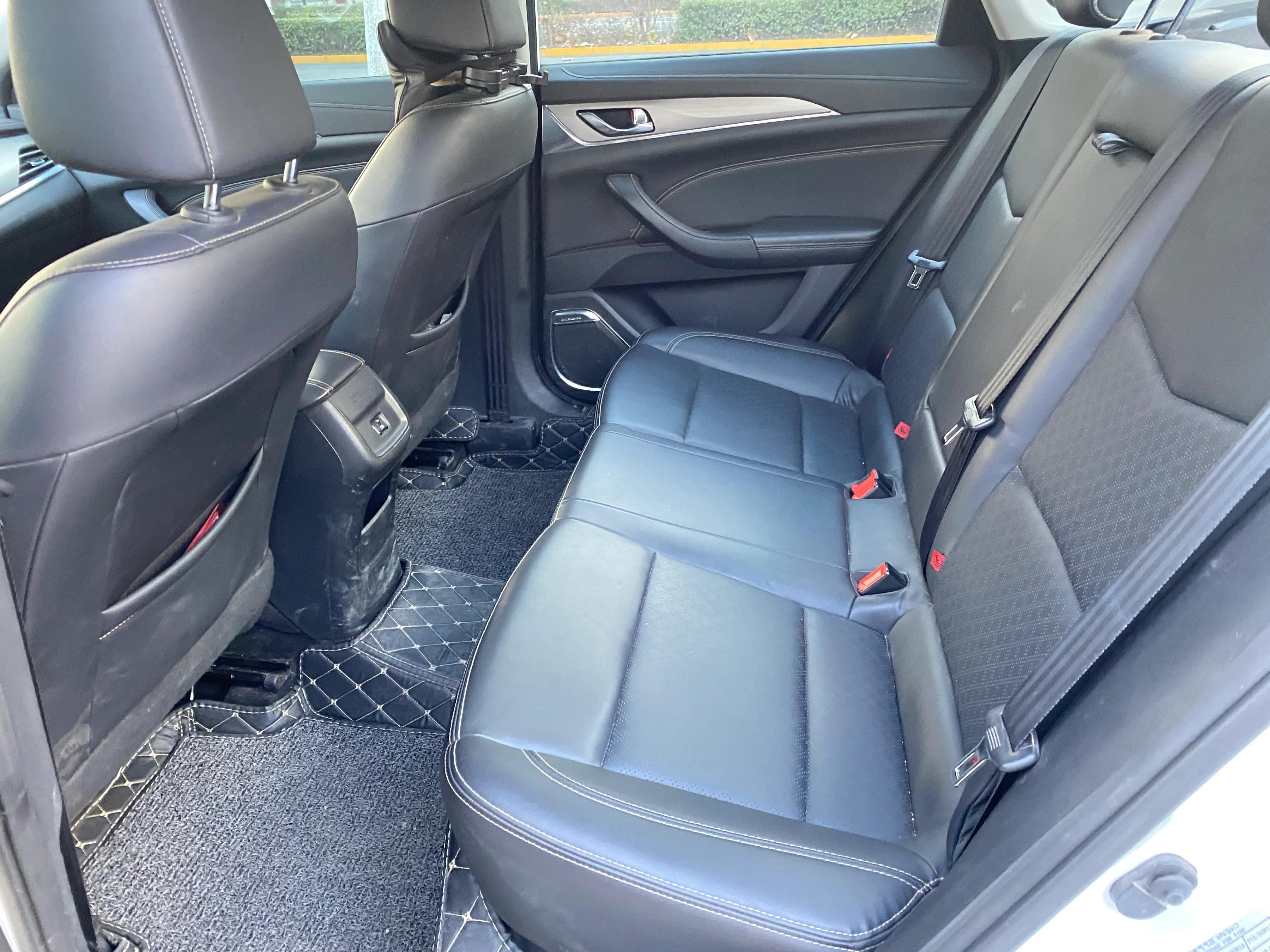 帝豪和逸动plus隔音哪个好,逸动二代u型槽隔音效果