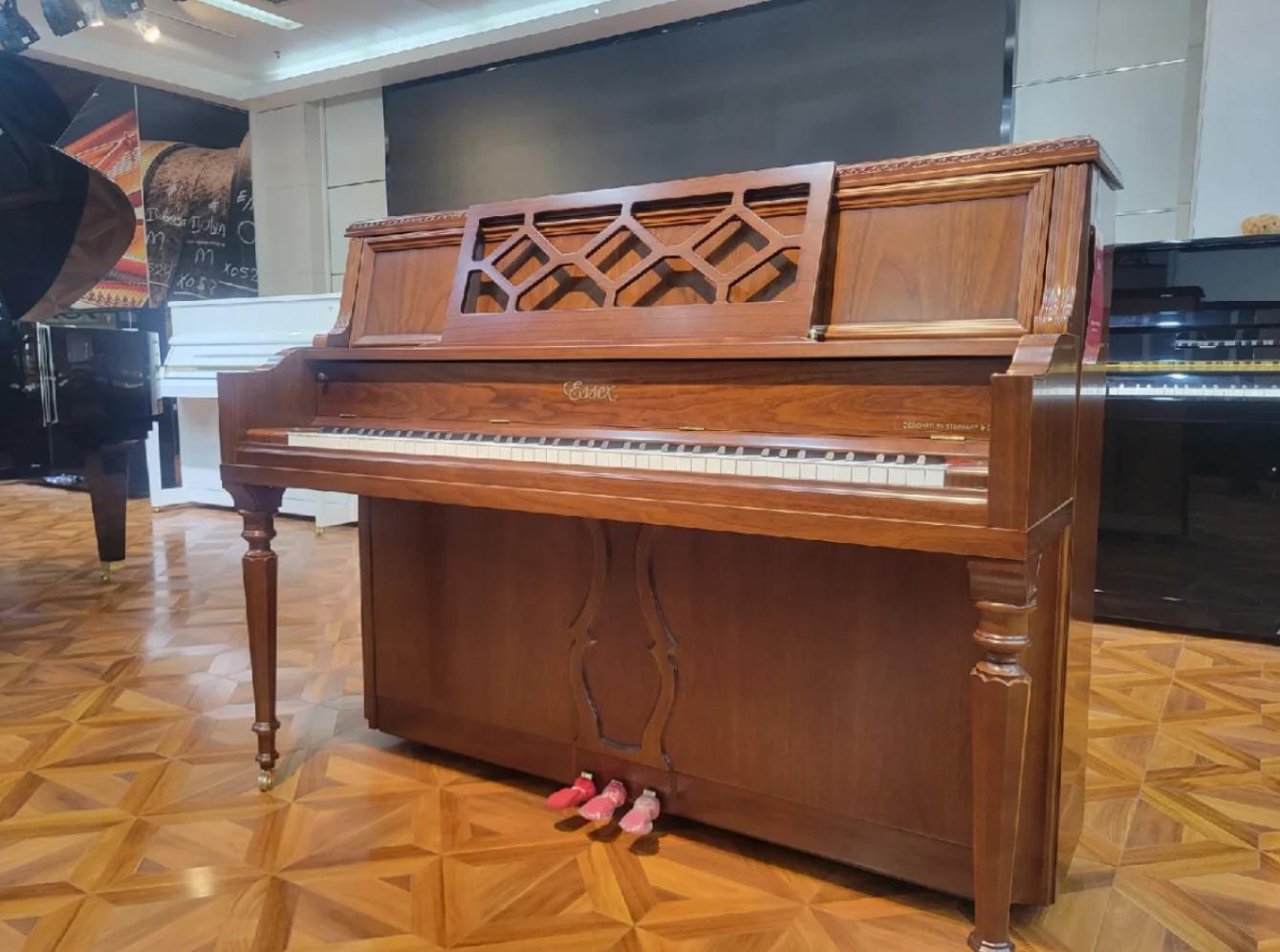 初学者买钢琴买什么品牌,初学买钢琴买什么价位