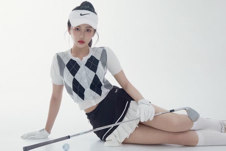 追女生的时候应该花很多钱吗 (追女生不该犯的三个错误)