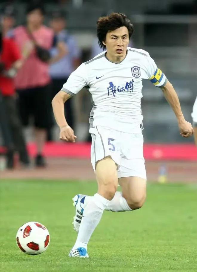 于根伟过人集锦,于根伟谈球队成绩波动