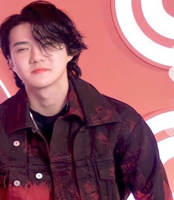 曾经很帅现在发福的男明星,曾经很胖的男明星现在很帅