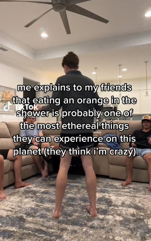 边洗澡边吃橙子像猴子,边洗澡边吃橙子的感觉