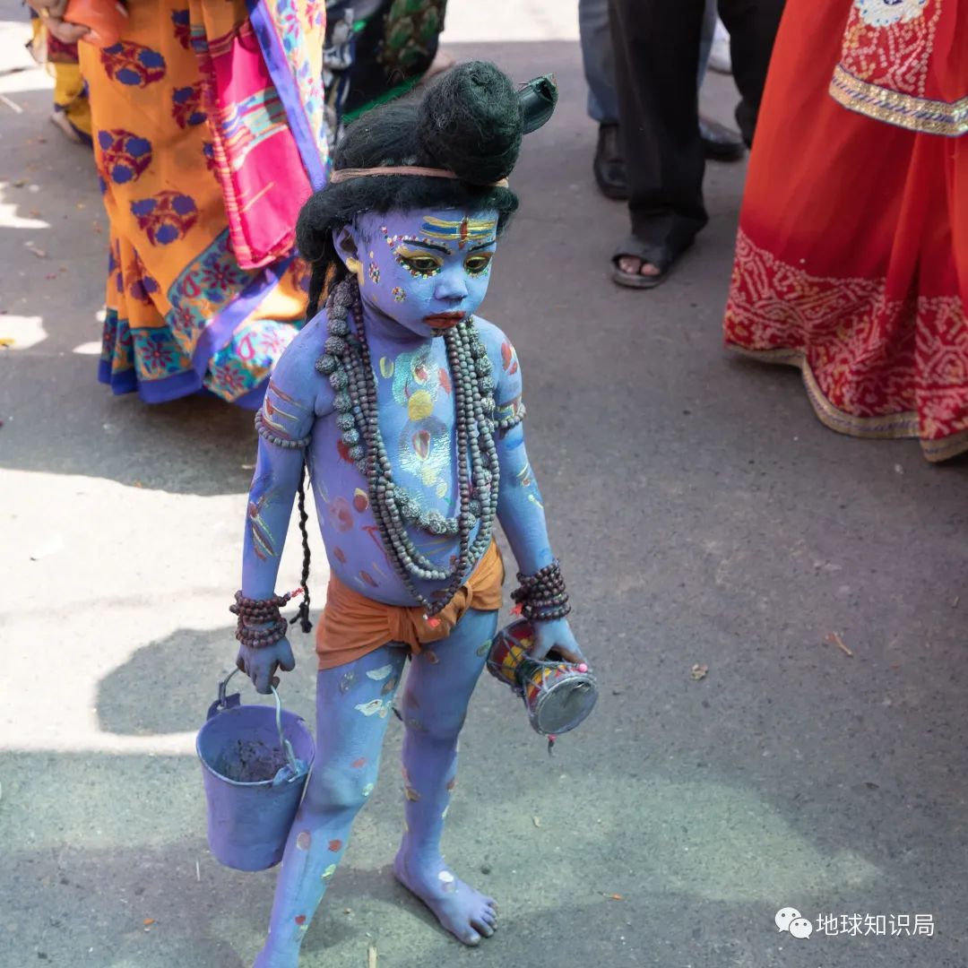 印度的宗教迷信有多严重,印度的迷惑行为