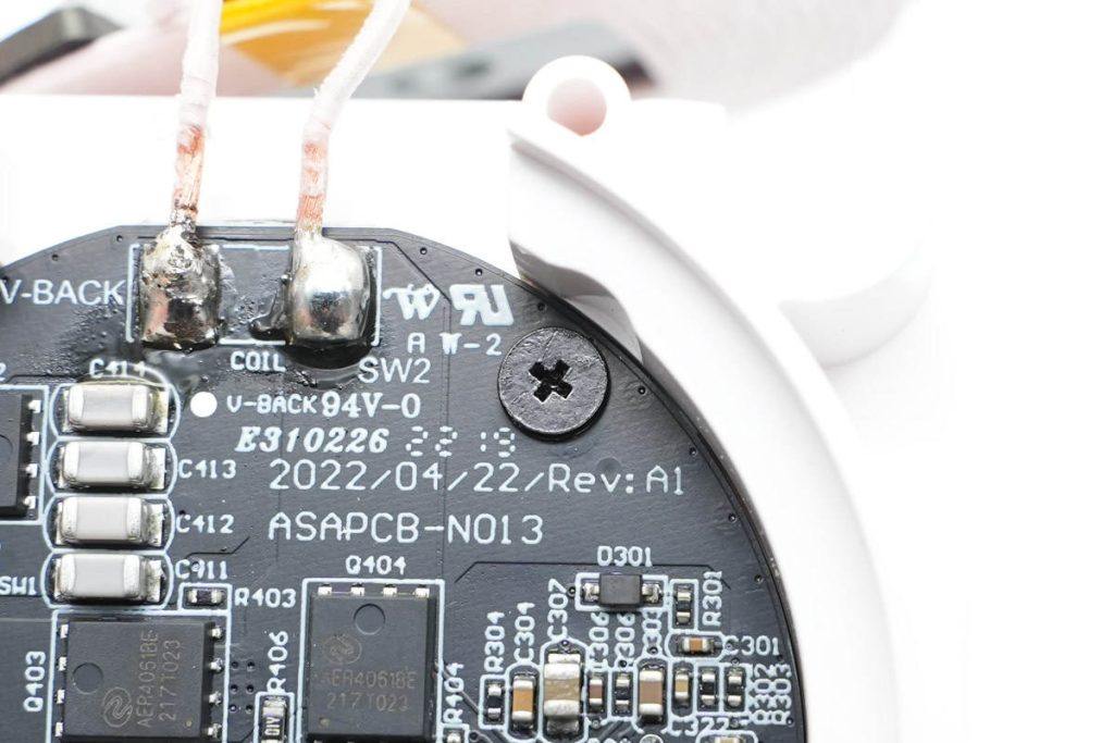 无线快充拆解,27w无线快充拆解步骤