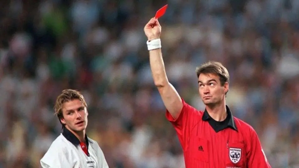 回忆青春的音乐片段,回忆青春的歌曲吉他