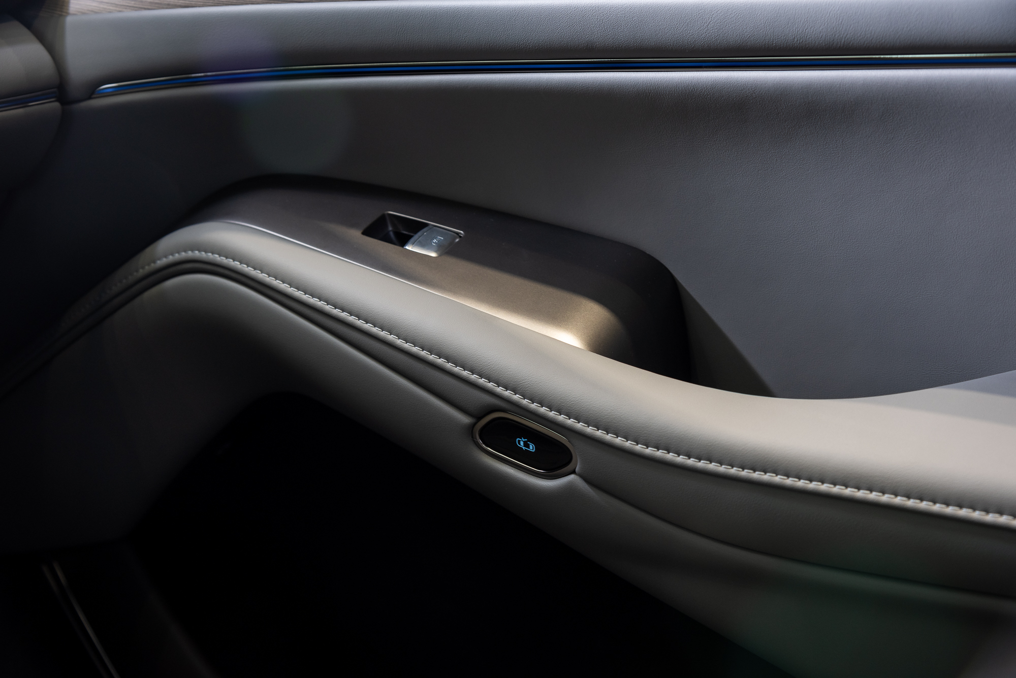 腾势n7智驾第一梯队,腾势n7高阶智驾挑战北京