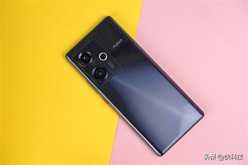 努比亚z50ultra85mm镜头效果,努比亚z50采用经典红圈镜头设计