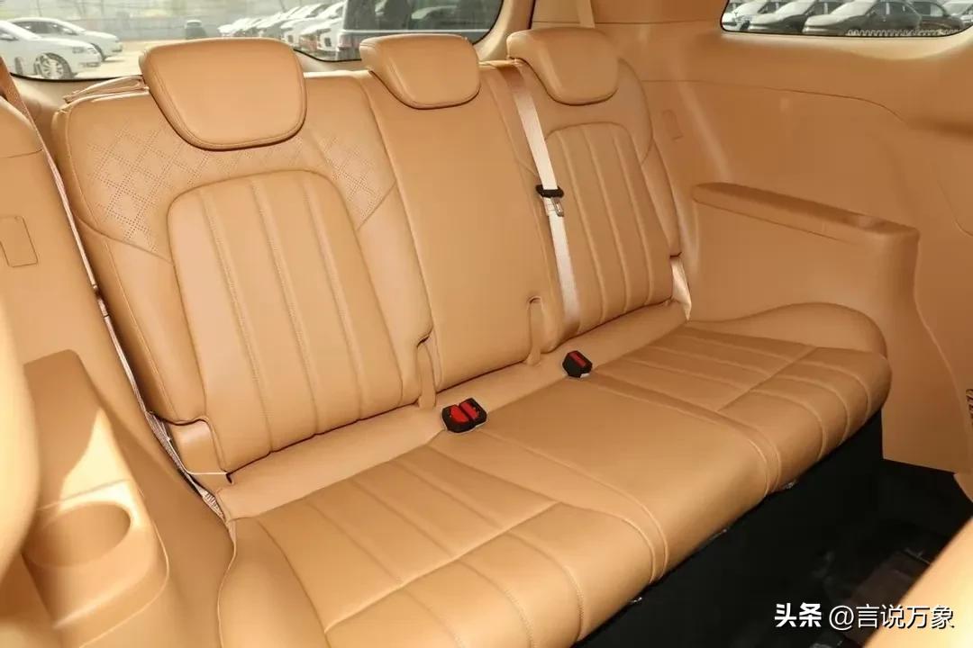 明星的保姆车有哪些,明星一般用什么样的保姆车