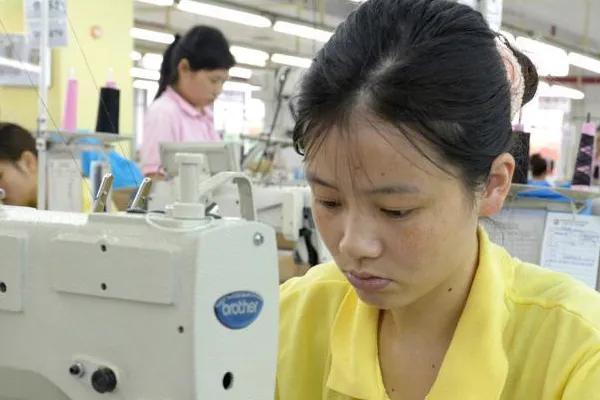 东莞往事：男人在内衣厂上班的情感经历