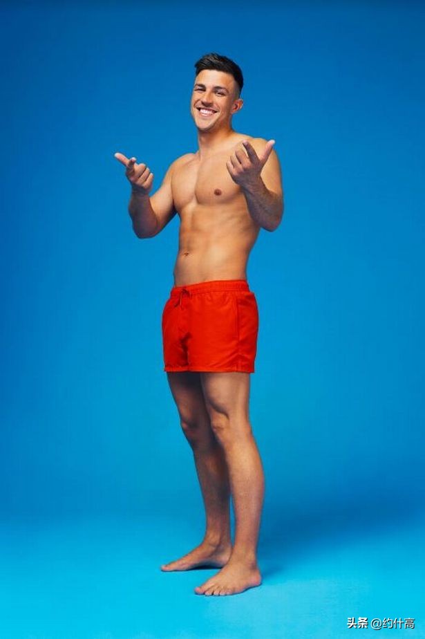 帅哥*男猛**？一言难尽——英国版《爱情岛》2023官宣阵容