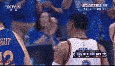 用一生来对抗傲慢与偏见，万字长文记录库里的乔丹精神