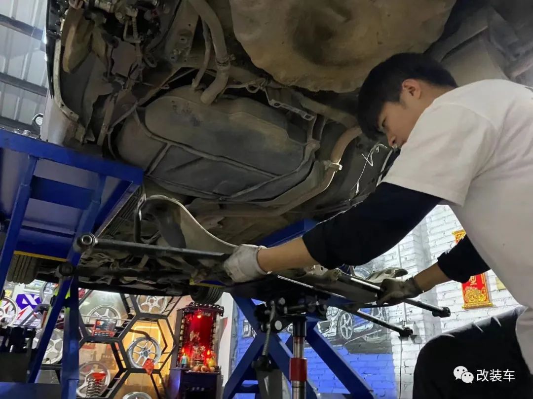 马自达6绞牙战士,马自达323暴走风格