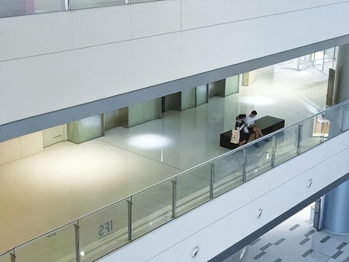 四川开启了整个省电模式,成都全民开启省电模式