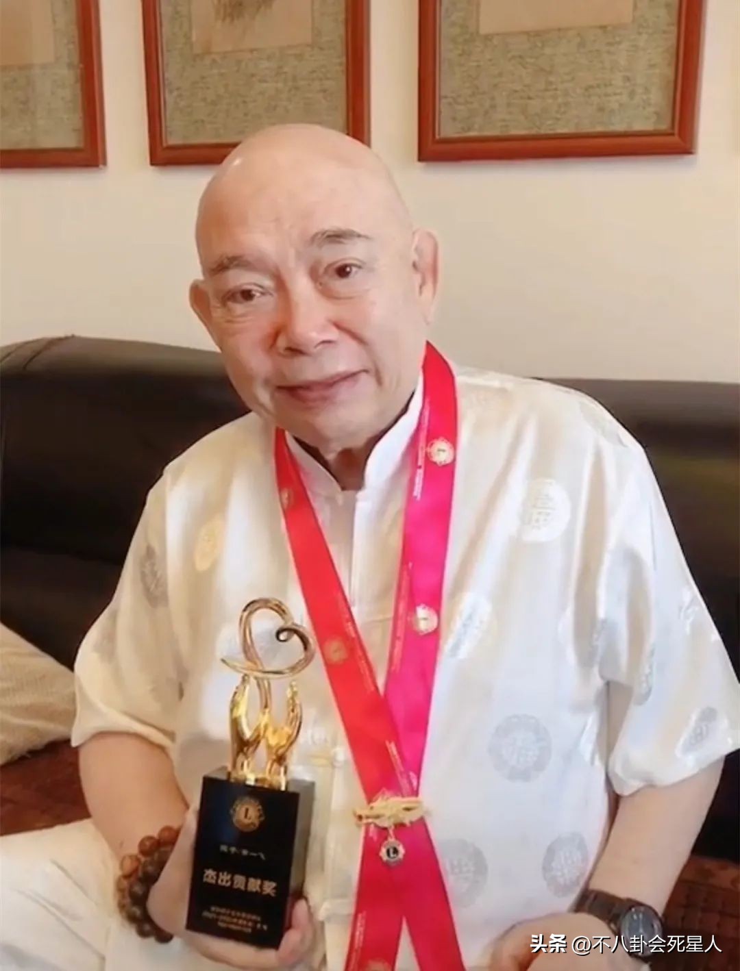 娱乐圈晚节不保的六位老戏骨,80位已逝香港明星