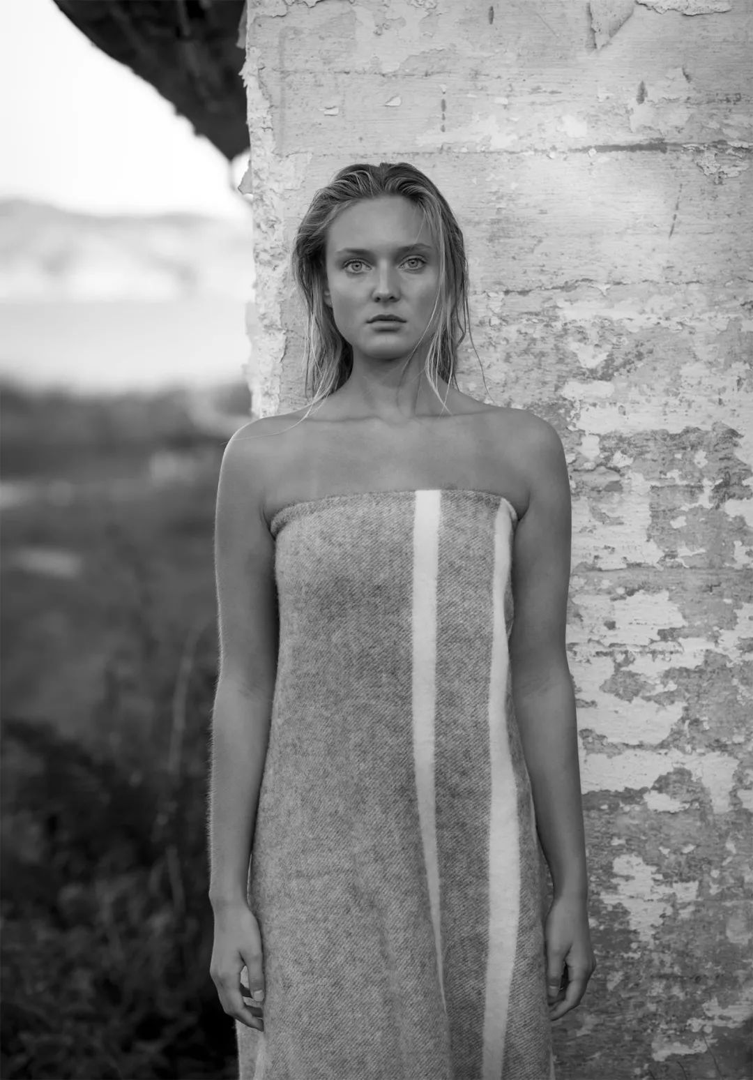 美女画家挑战冷军，画少女人体，放大10倍看细节让网友不淡定