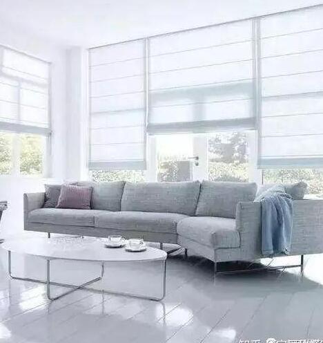 这4种窗帘既实用又美观你家有吗,窗帘是家居装饰不可或缺的一部分