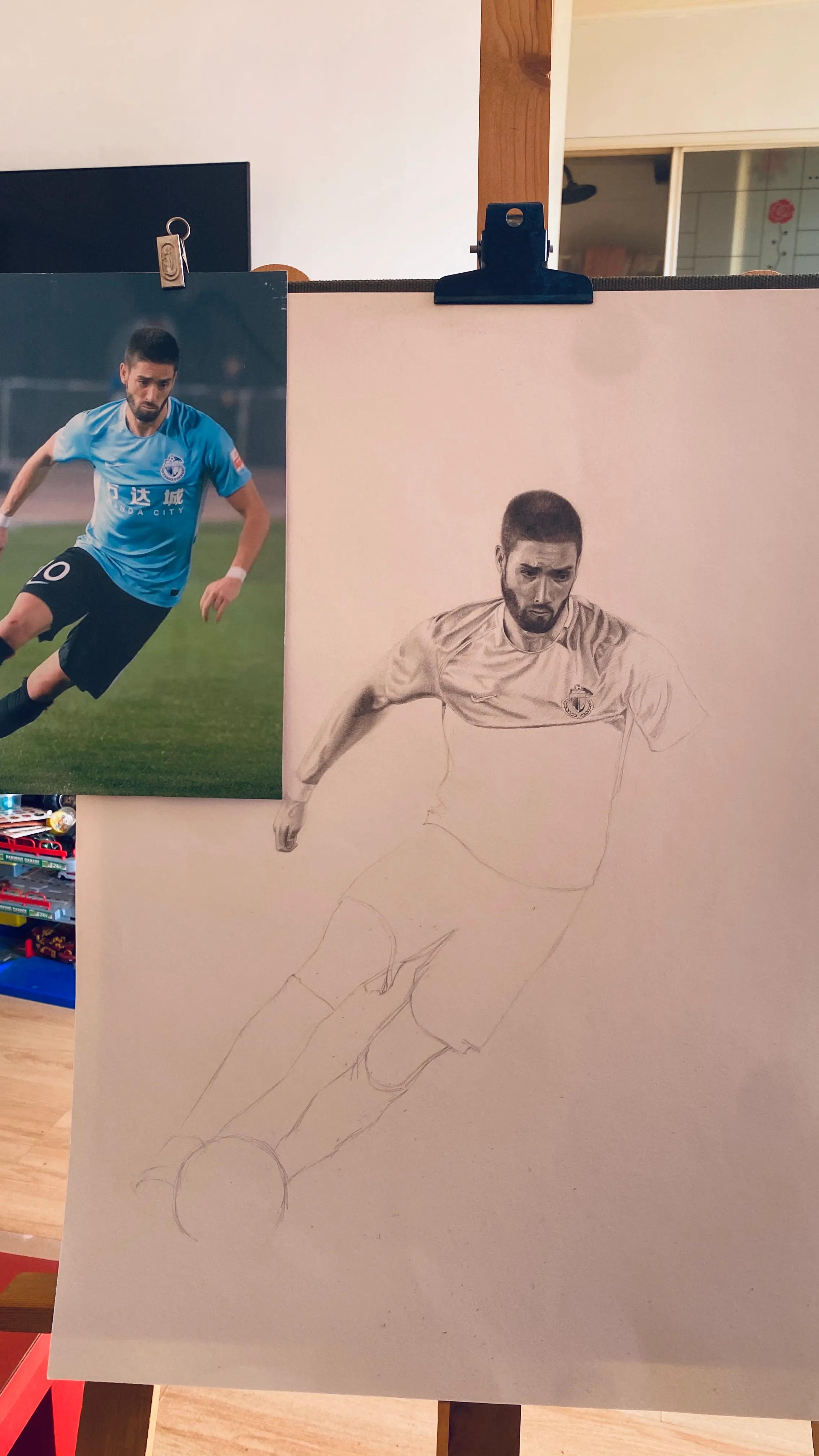 没有画完的素描人物图片,没画完的油画