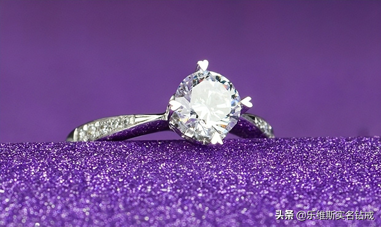 钻戒购买攻略详细,情侣婚戒怎么买