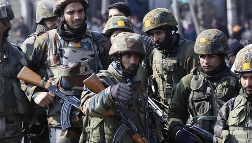 印度议会悬挂“古地图”，竟然吞并了5个邻国，究竟有何目的？