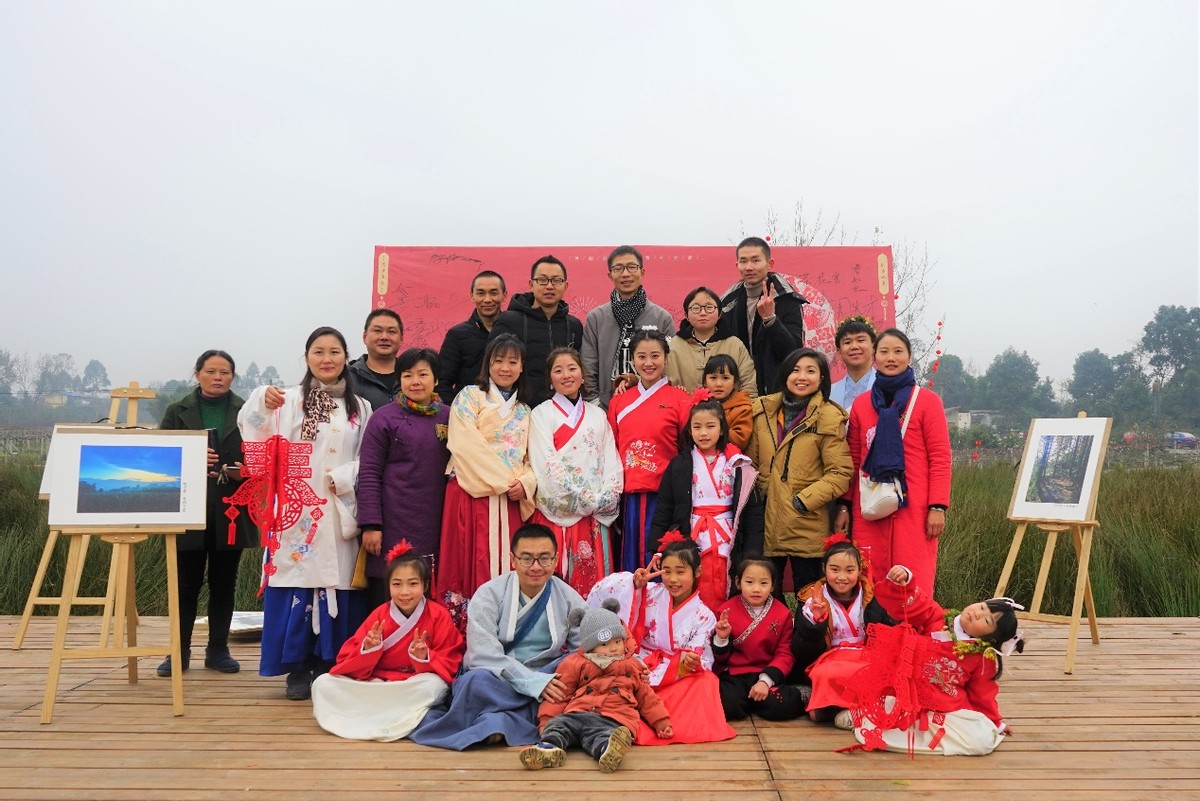 【五四-非遗青年特辑】伍茂源：辞掉“铁饭碗”，到村里创业去