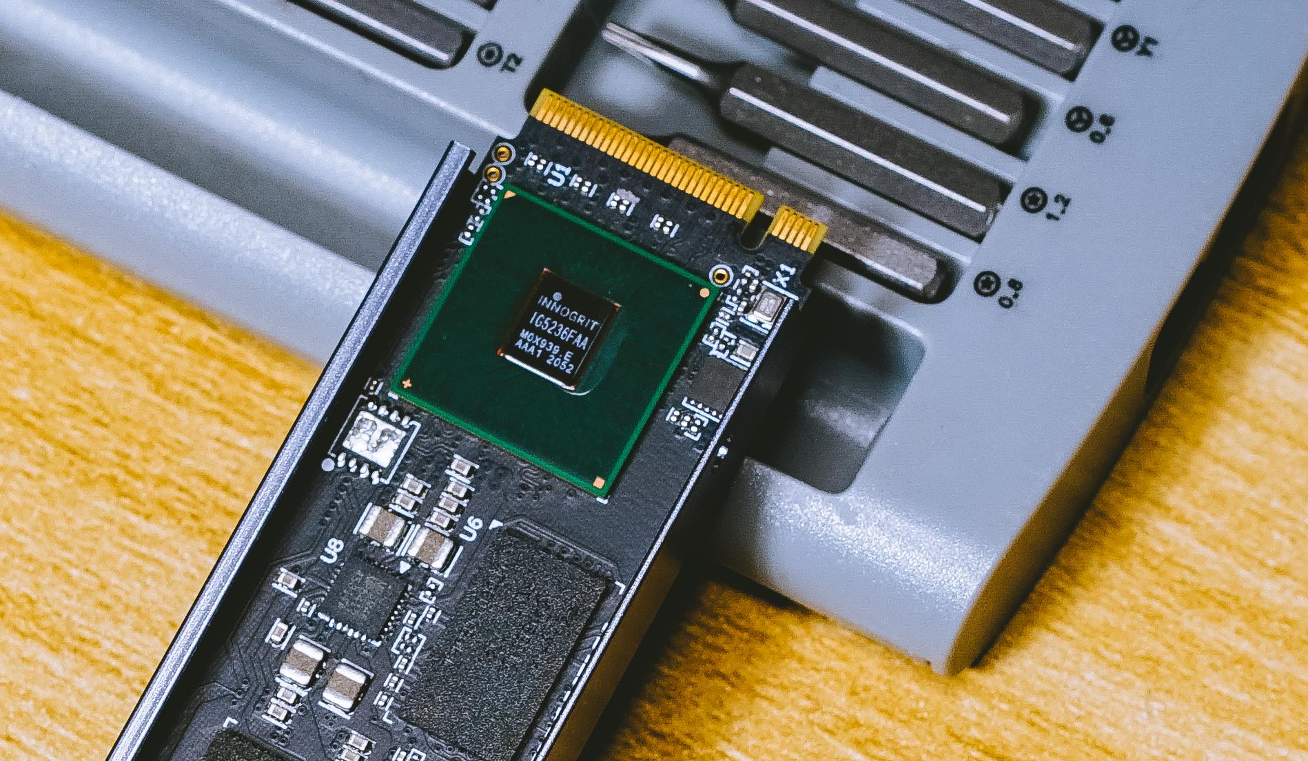 威刚xpgs70ps5,威刚xpg翼龙s70固态