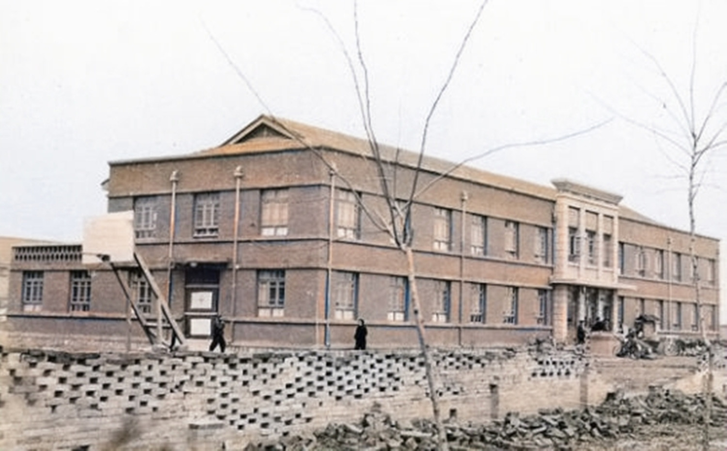 1980年代的河南焦作，回不去的记忆，老服务楼的灌汤包子人间美味