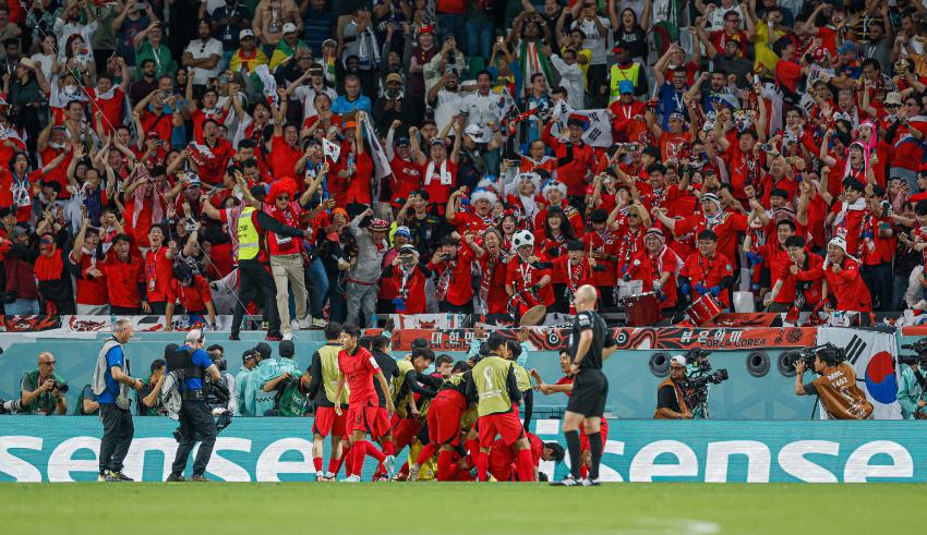 韩国2:1葡萄牙孙兴慜落泪,韩国1-1战平泰国孙兴慜采访