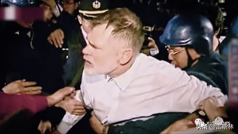 为了抢新闻,他们发了受害者被奸杀的裸照